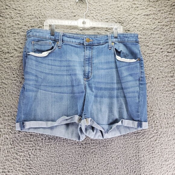 Universal Thread Shorts Womens 20W Blue High Rise Midi Stretch Denim Shorts - Picture 1 of 8